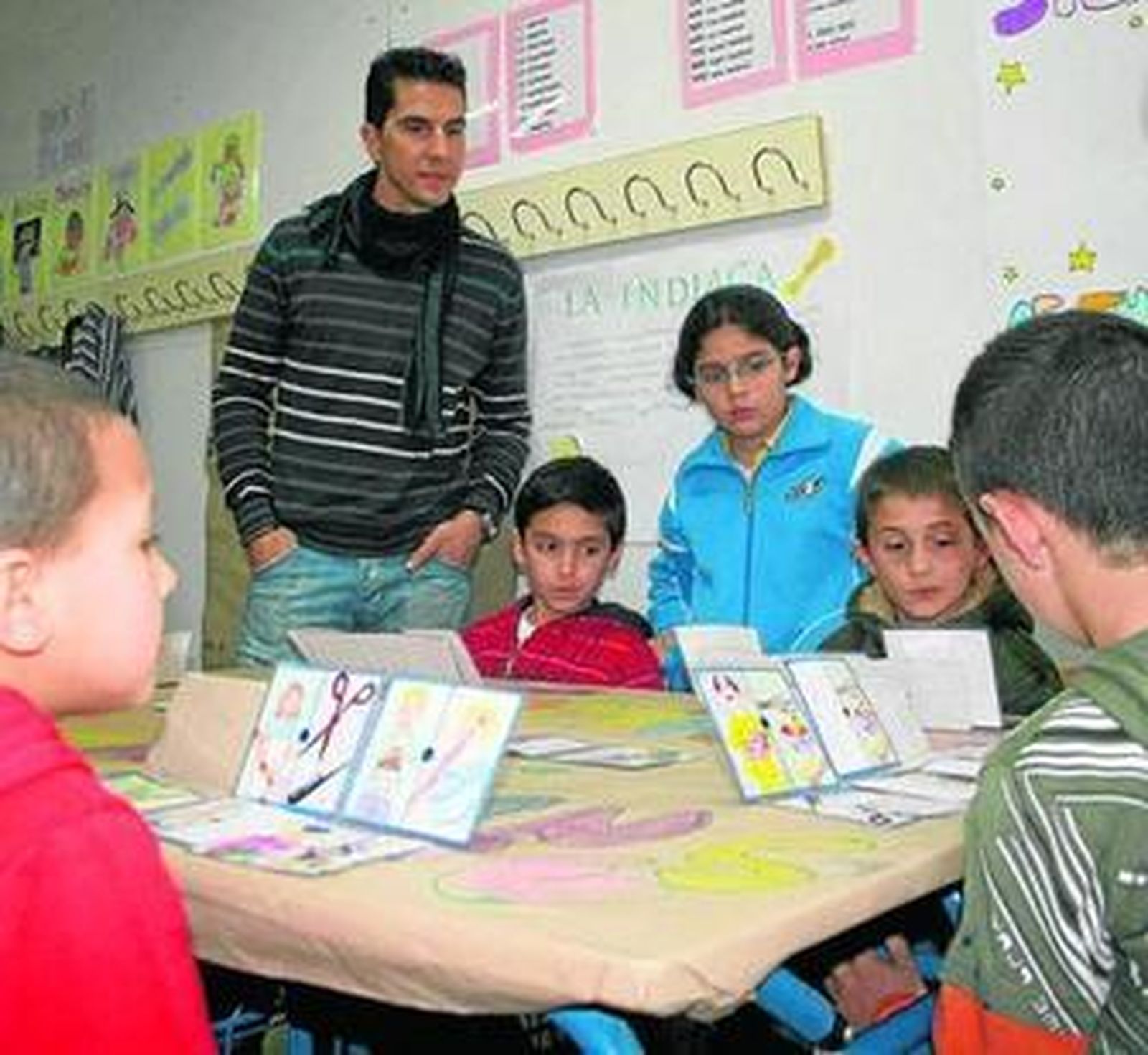 Niños en una clase de un colegio de Aljaraque.