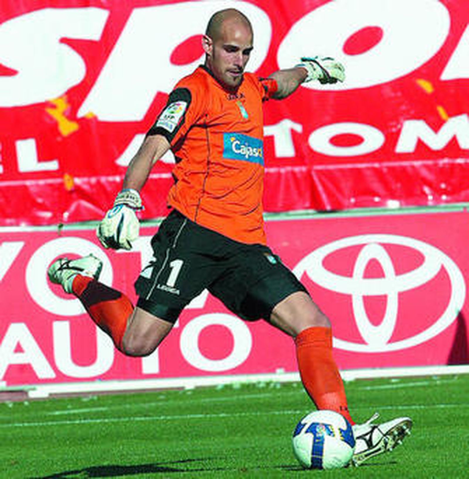 Chema apenas tuvo trabajo ante el Sevilla Atlético y el que tuvo lo solventó perfectamente.