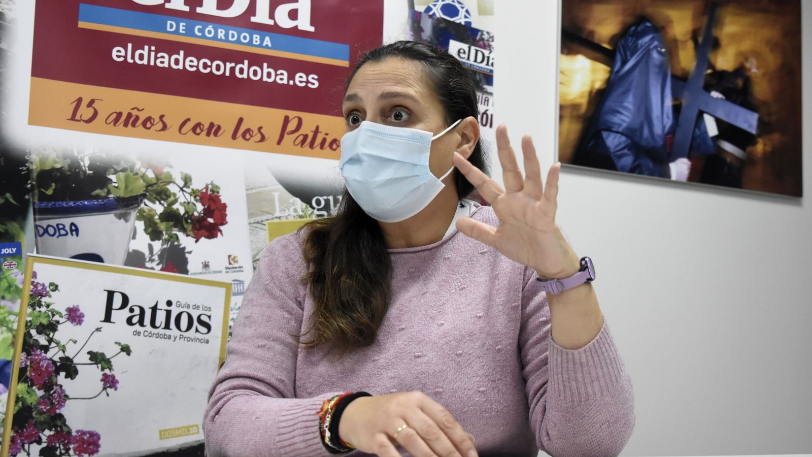 Begoña Roa contesta a las preguntas del periódico.