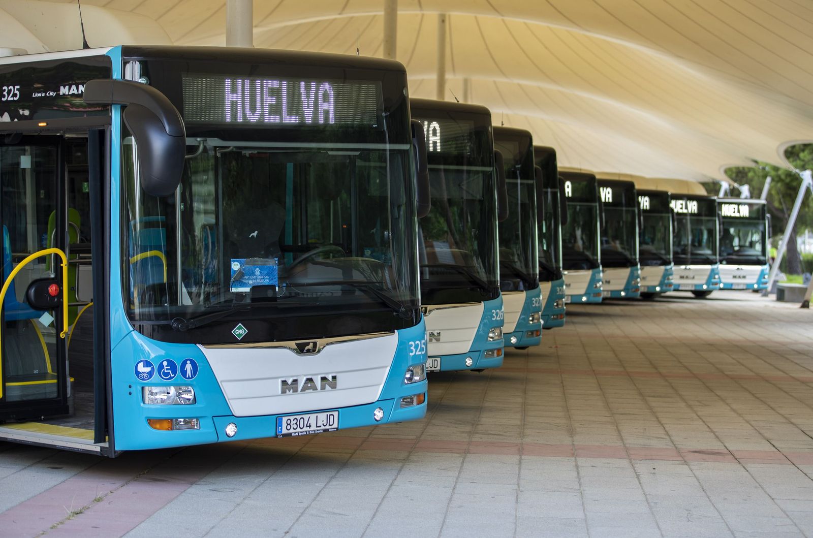 Autobuses de Emtusa.