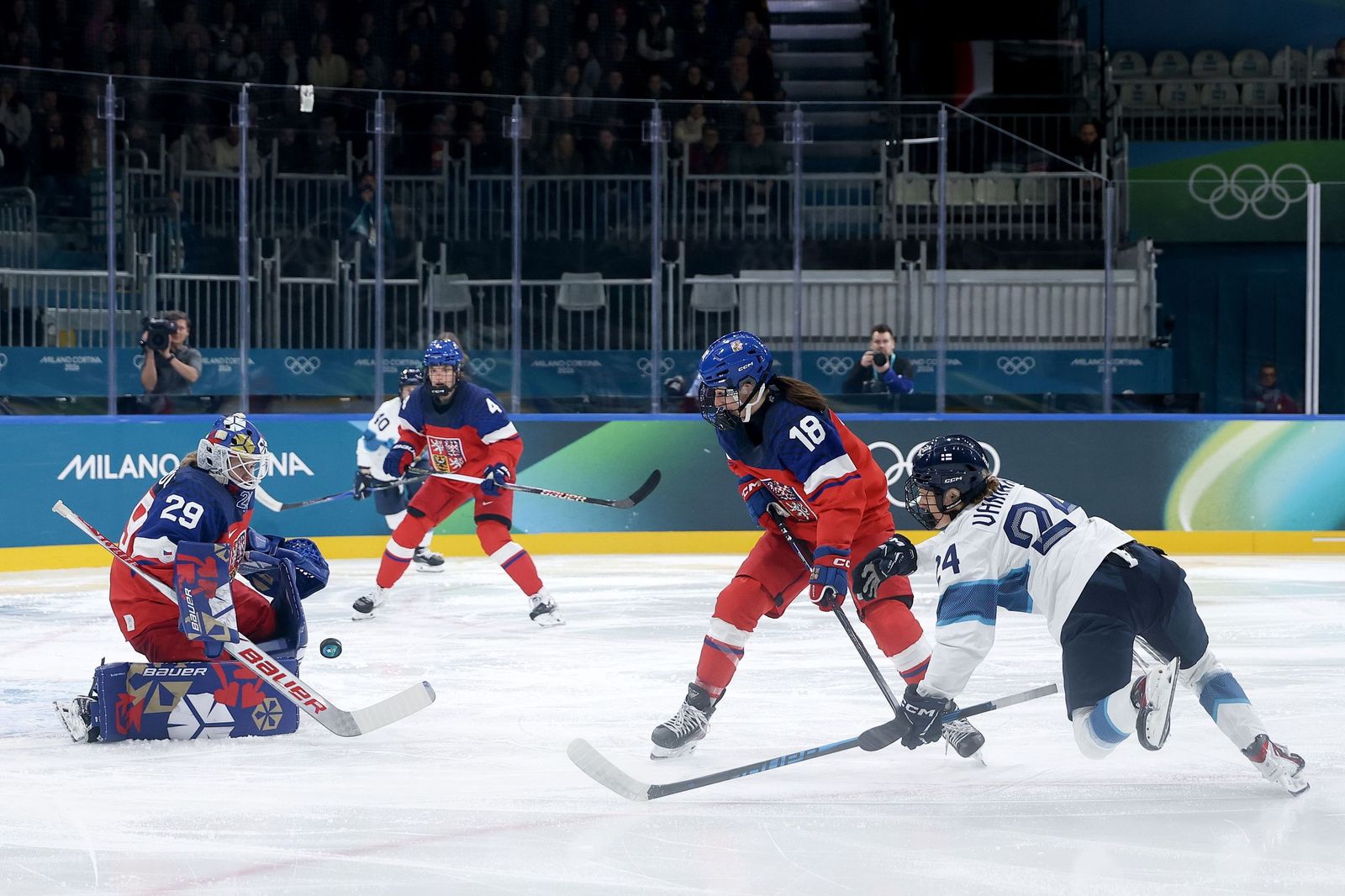 Las mejores fotos de los Juegos Olímpicos de invierno Milán Cortina d'Ampezzo 2026 | Cuarta jornada