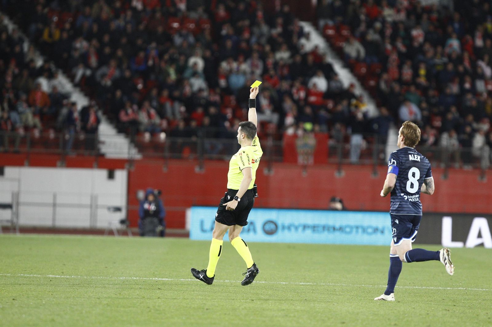 La U.D. Almería empata a uno contra el Cádiz y es campeón de invierno, en imágenes