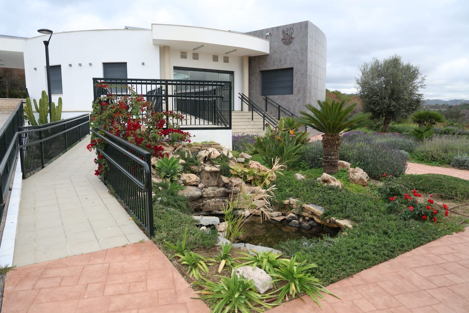 El Cementerio  Municipal de Animales  de Compañía de Málaga.