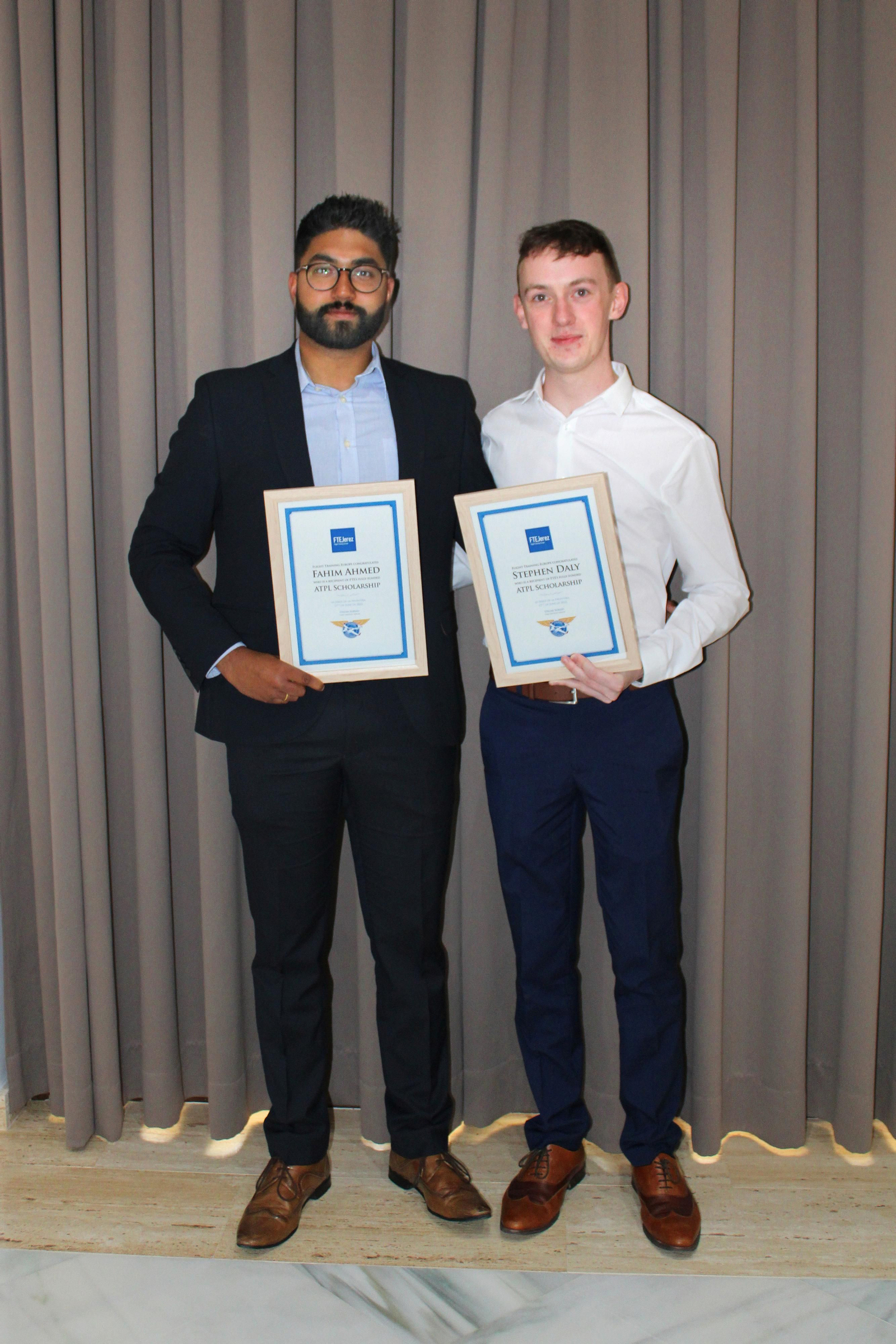 Fahim Ahmed y Stephen Daly, ganadores de las becas valoradas cada una en 119.500 euros.