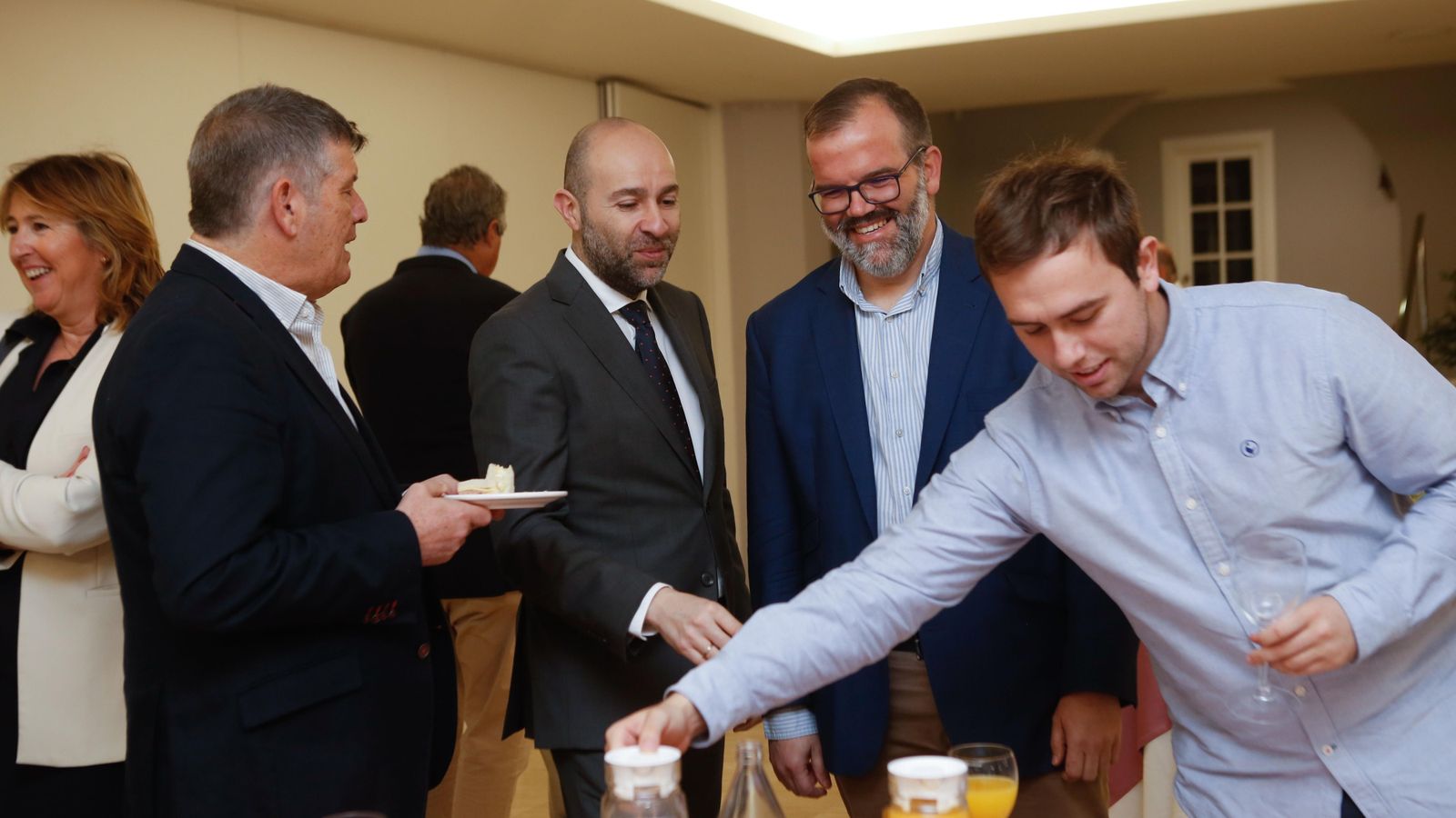 Fotos del Desayuno Coloquio de Europa Sur y el Propeller Club de Algeciras con Benito Núñez Quintanilla