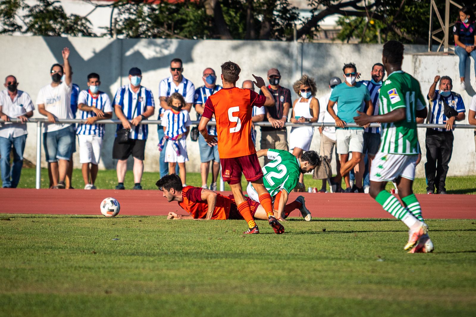 Imágenes del partido amistoso Recreativo de Huelva - Real Betis Deportivo