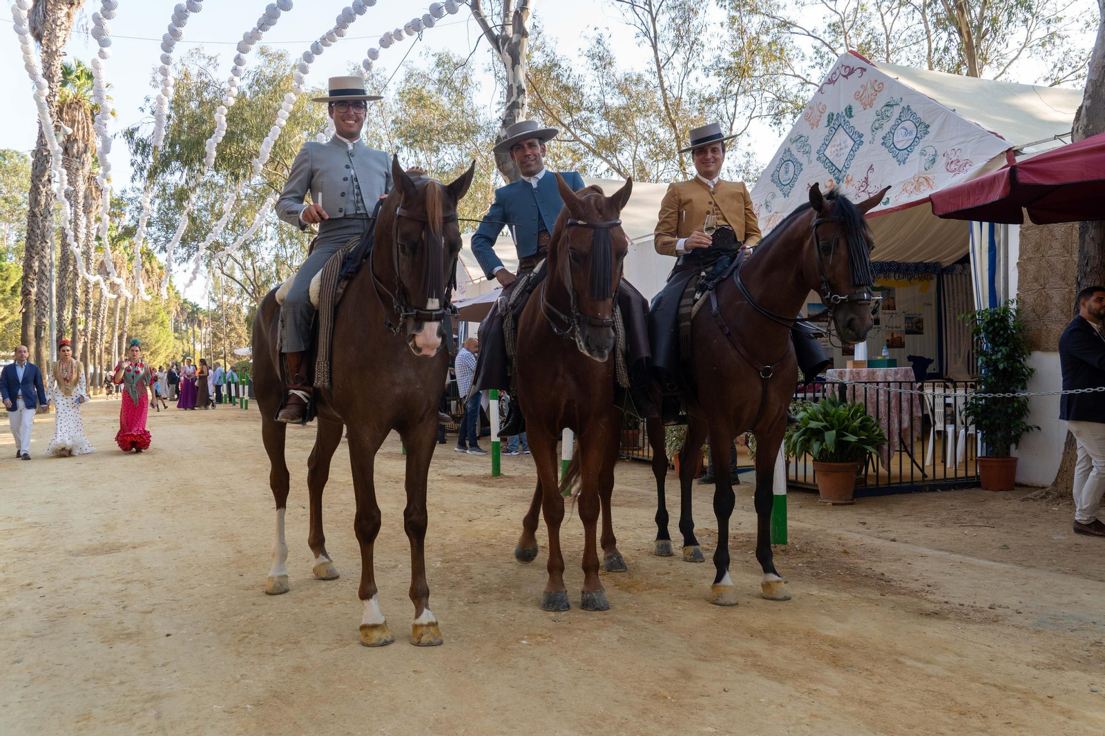 Imágenes del ambiente en la tarde de la Feria Del Caballo 2025 el día viernes 10 de octubre 