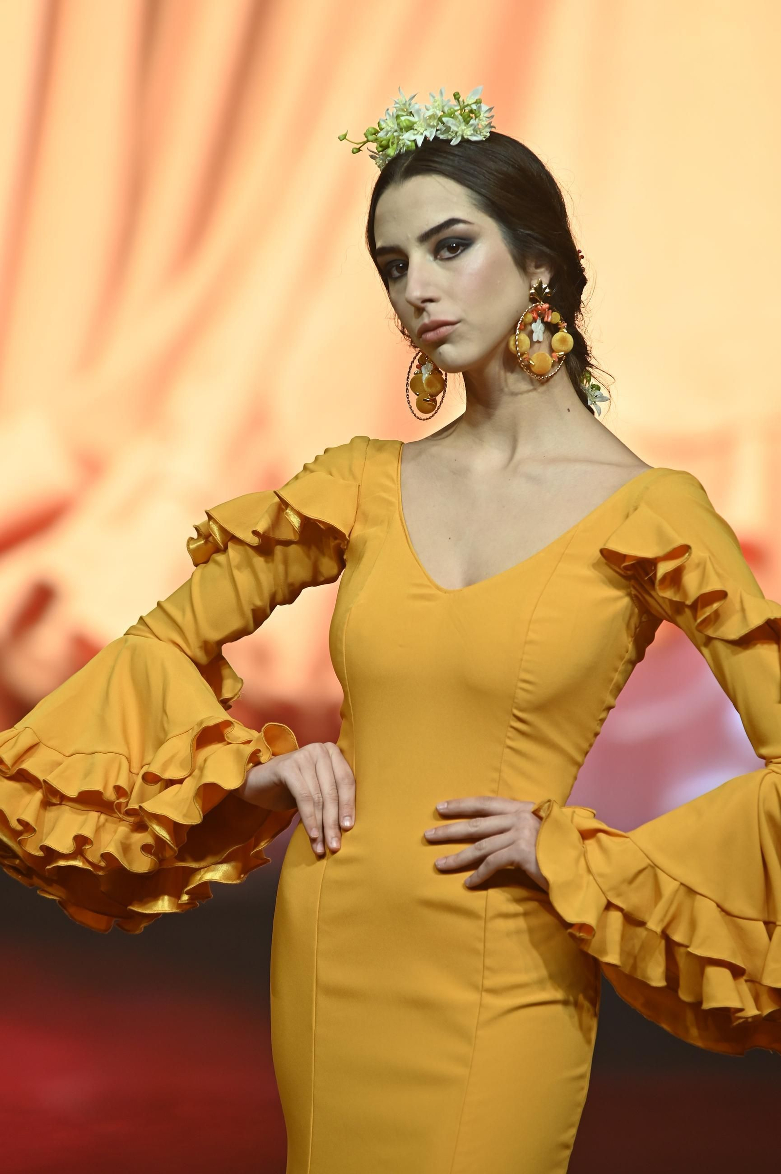 Huelva Flamenca 2025: Desfile de Ángeles Isa