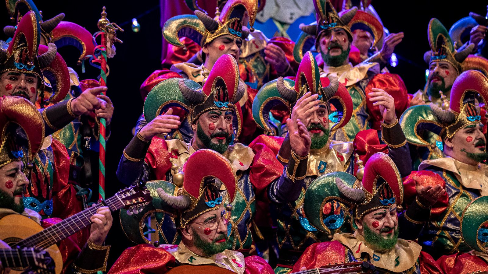 Búscate entre las mejores imágenes de la primera sesión de semifinales del COAC 2025