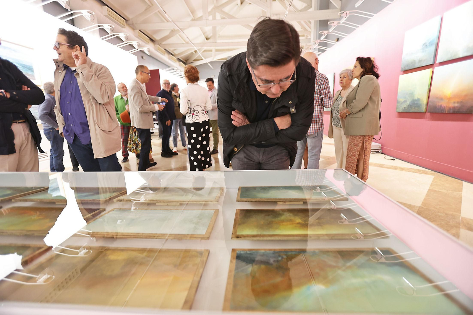 Imágenes de la inauguración de la muestra 'Camino de Perfección' del pintor Antonio Belmonte