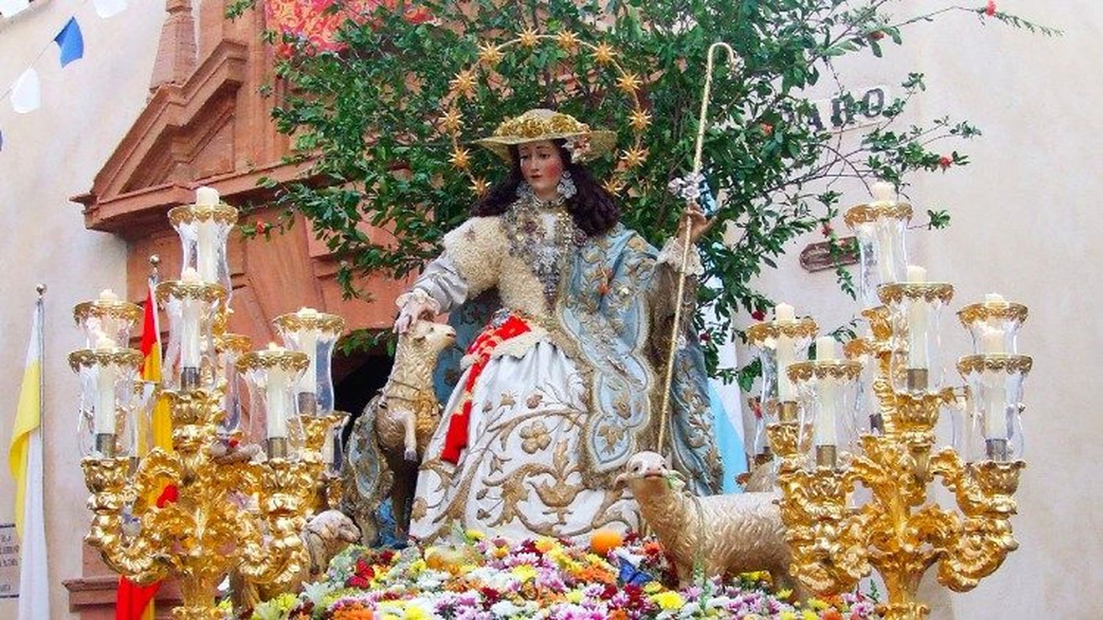 La Pastora de Santa Marina.
