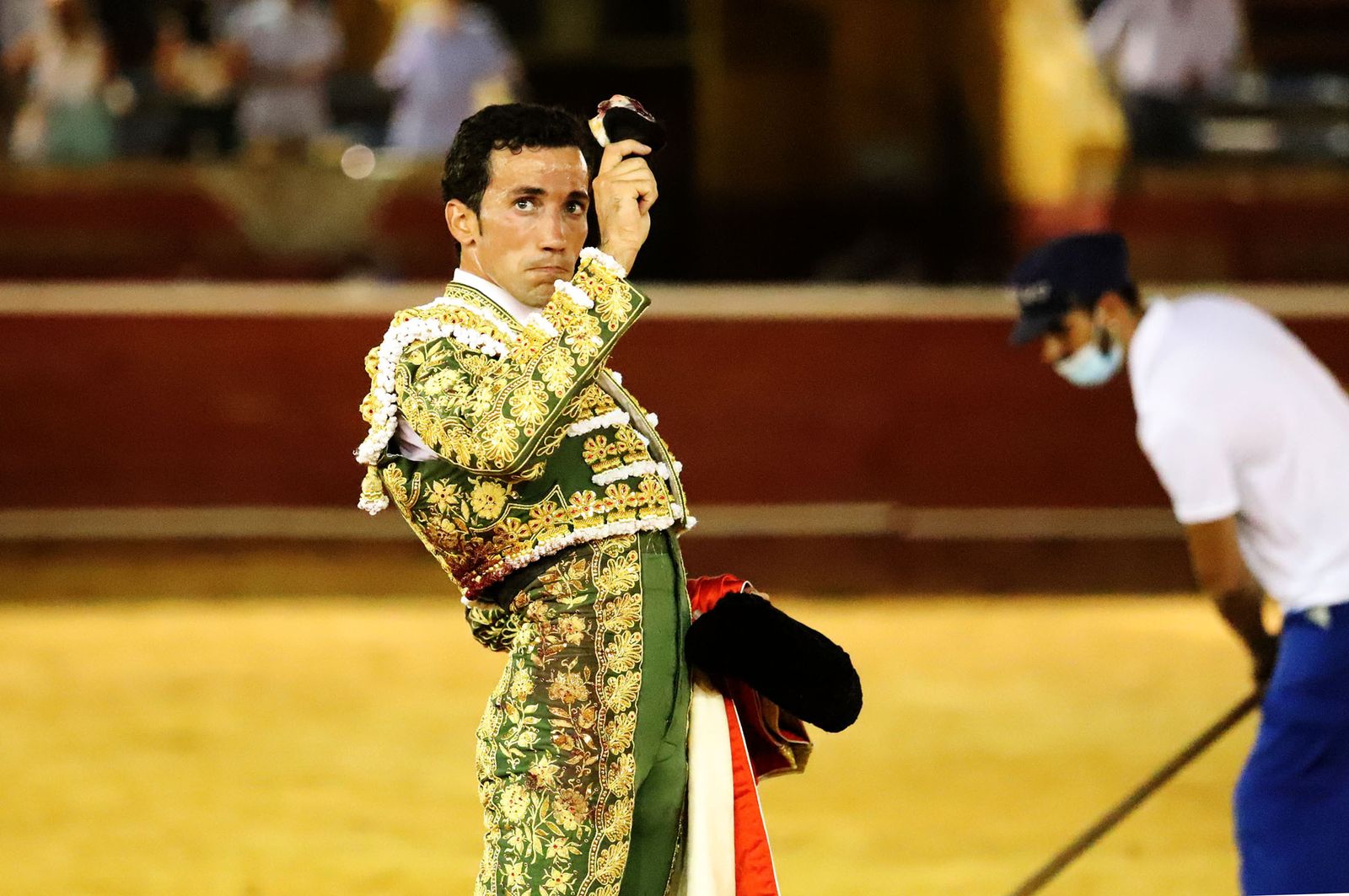 David de Miranda con uno de los trofeos logrados en la tarde que cerró Colombinas.