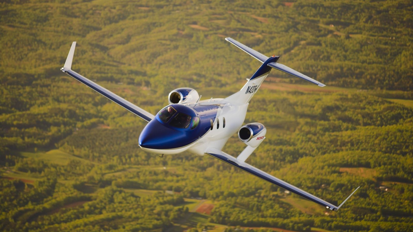 El HondaJet puede viajar hasta una velocidad de 880 km/h.