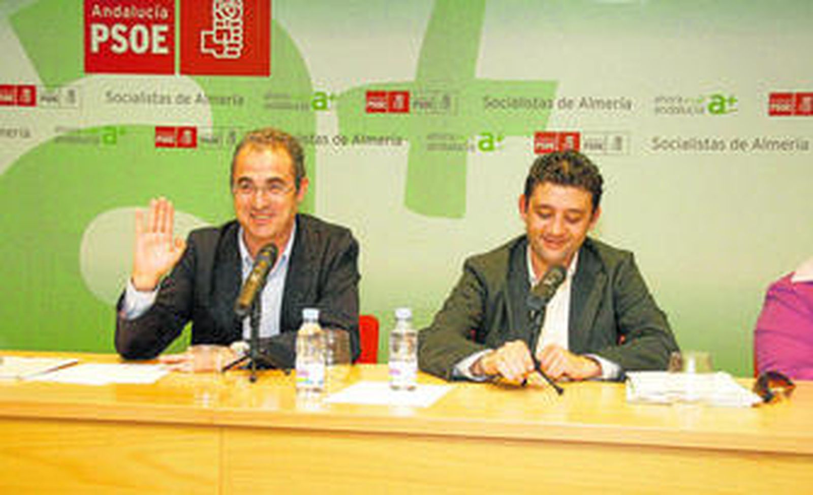 El PSOE desautoriza al presidente Usero