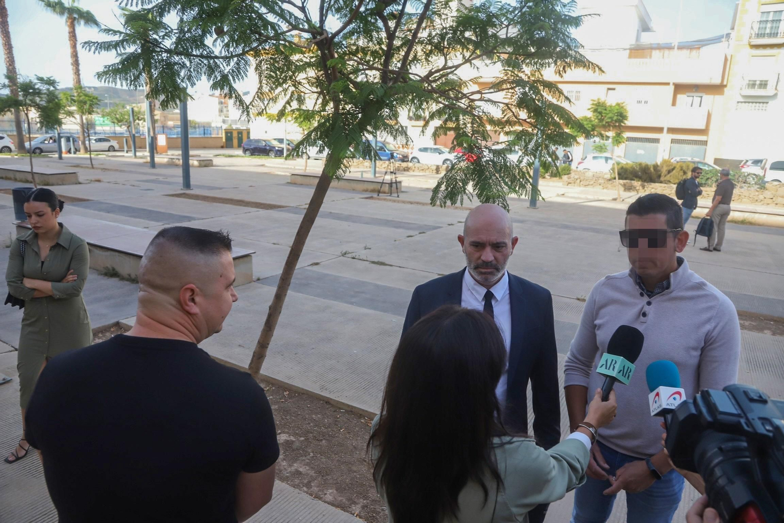 El novio de Dana Leonte a su llegada a los juzgados de Vélez-Málaga este viernes.