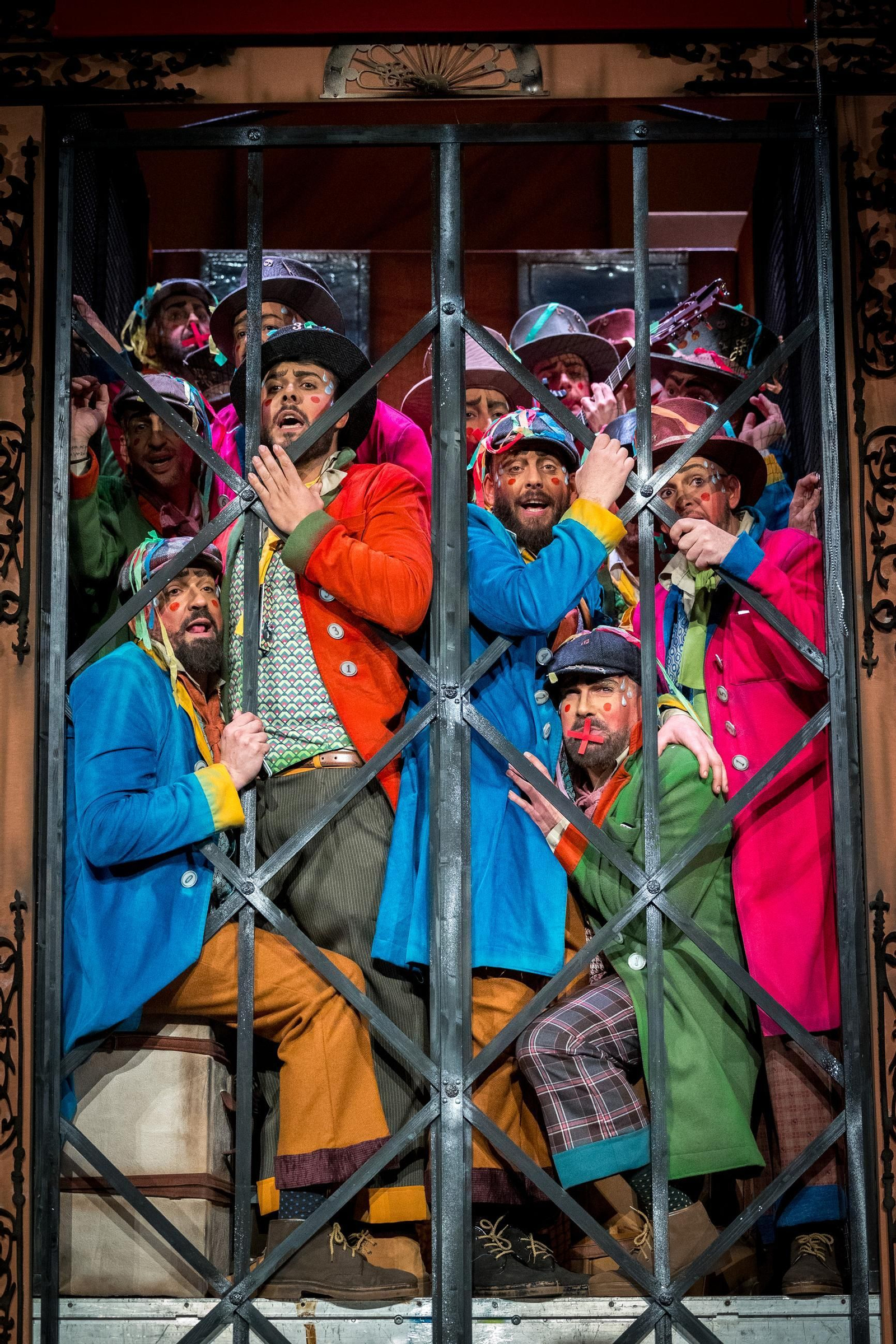 Búscate entre las mejores imágenes de la sexta sesión de cuartos de final del COAC 2025