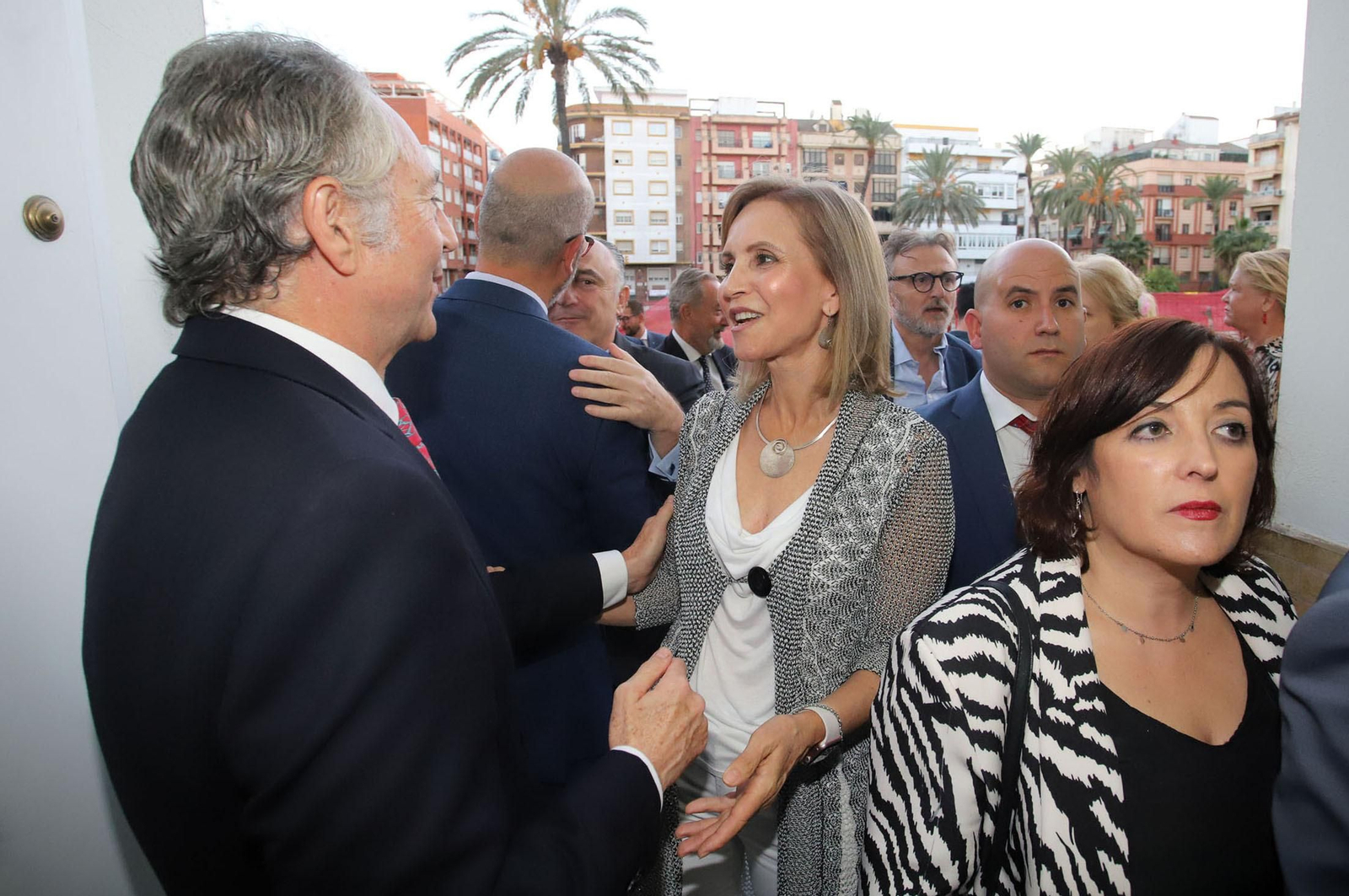 Imágenes de la recepción a los invitados a la gala de los Onubenses del Año
