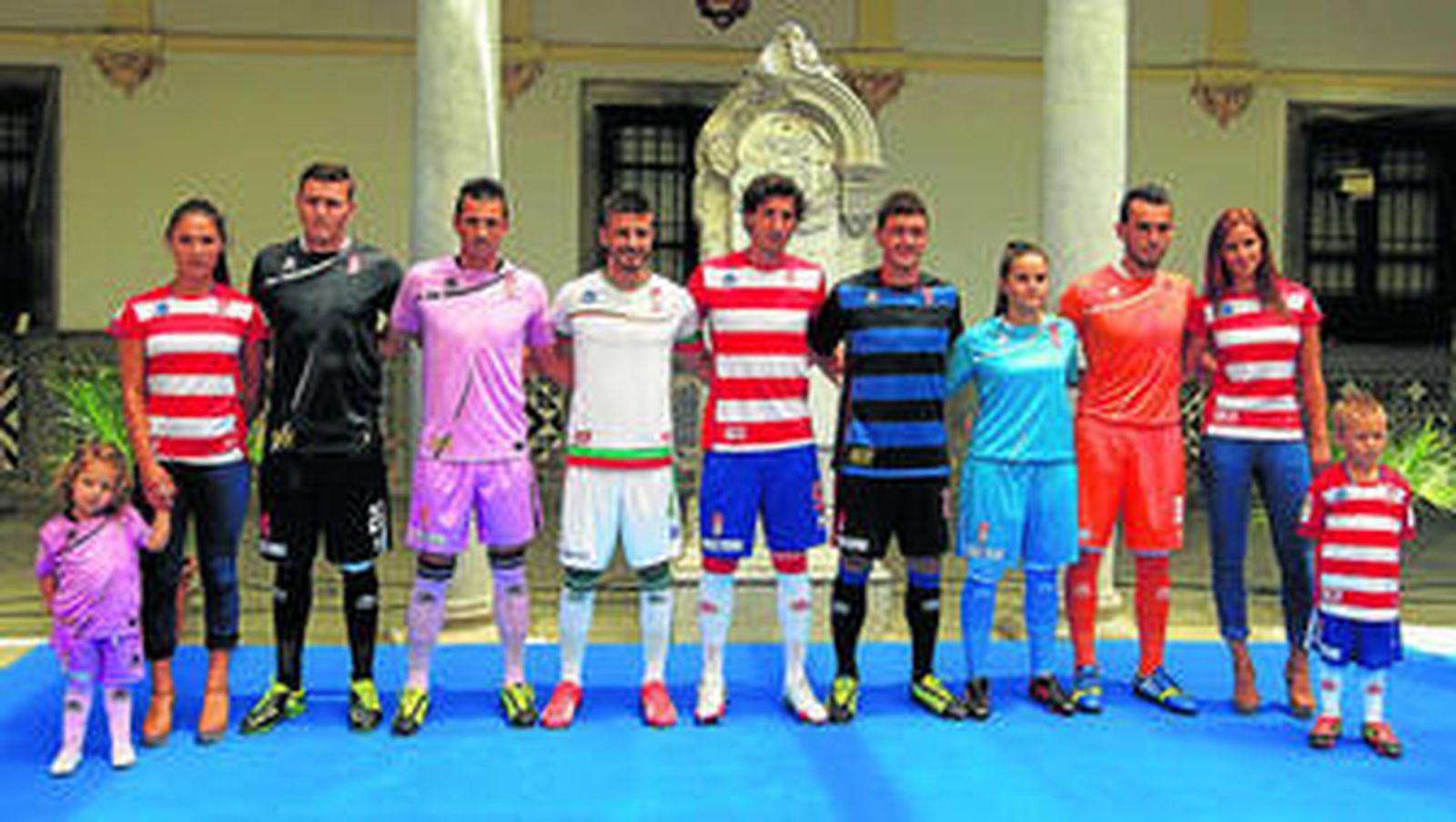 Parte trasera de las tres elásticas de jugador de campo.