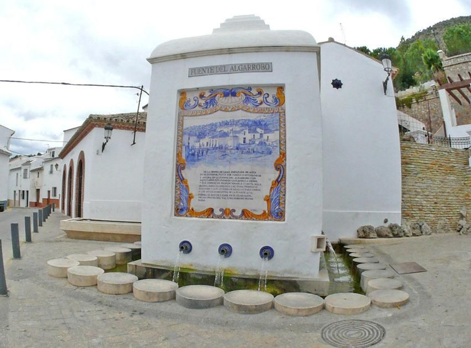 Fuentes del Algarrobo
