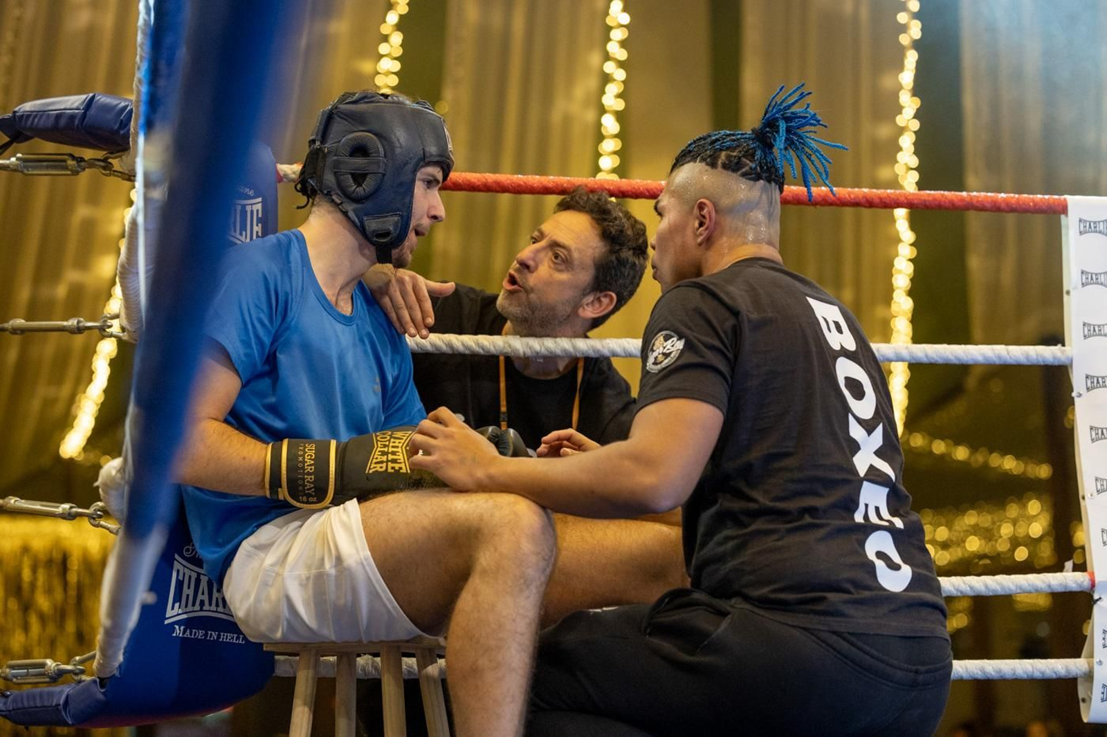 El boxeo solidario de la VI velada White Collar Boxing cautiva al público de Jaén