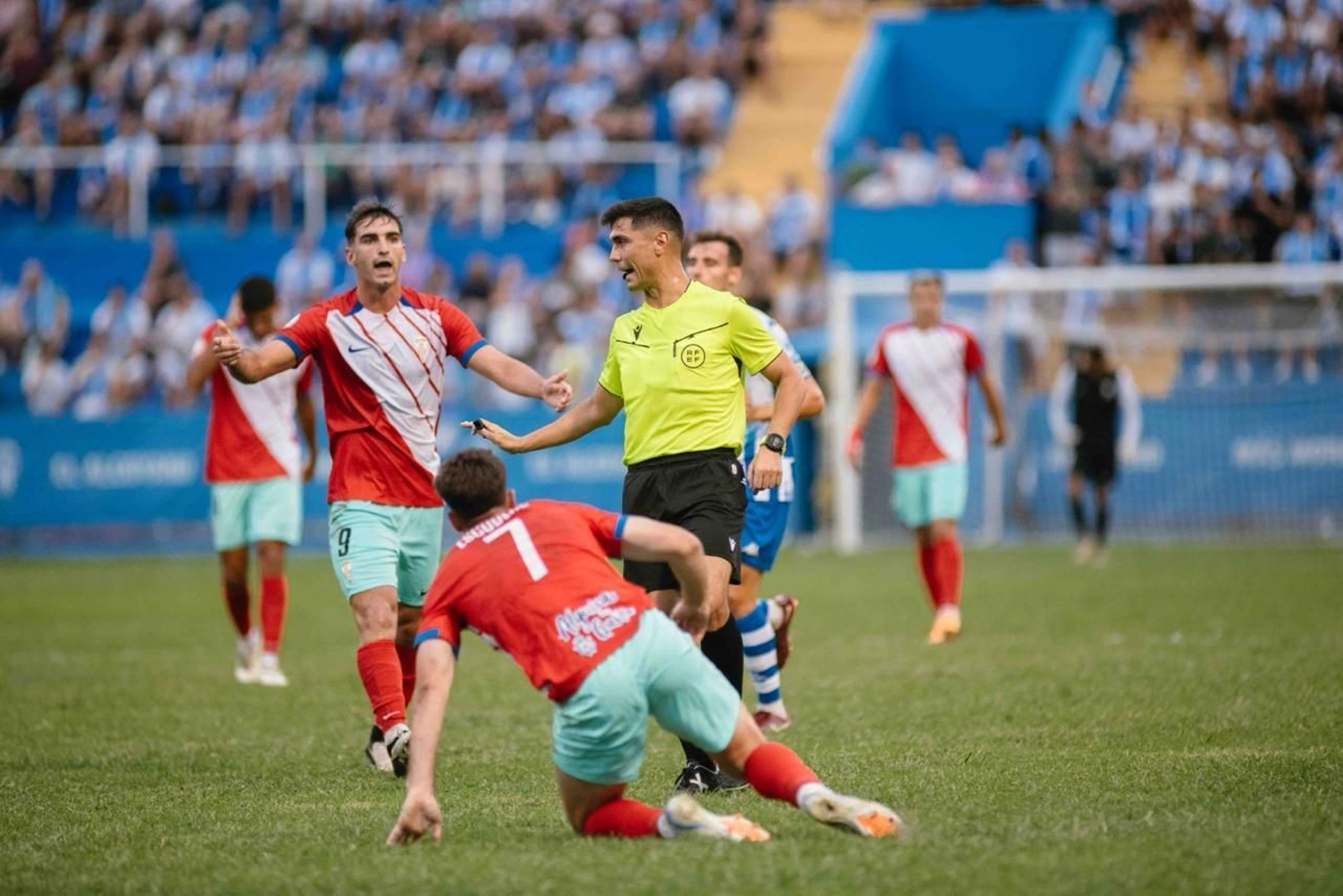 Las fotos del CD Alcoyano-Algeciras CF de Primera Federación (1-1)