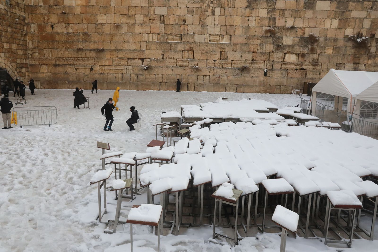 Jerusalén, cubierta de nieve tras el paso del temporal 'Elpida'