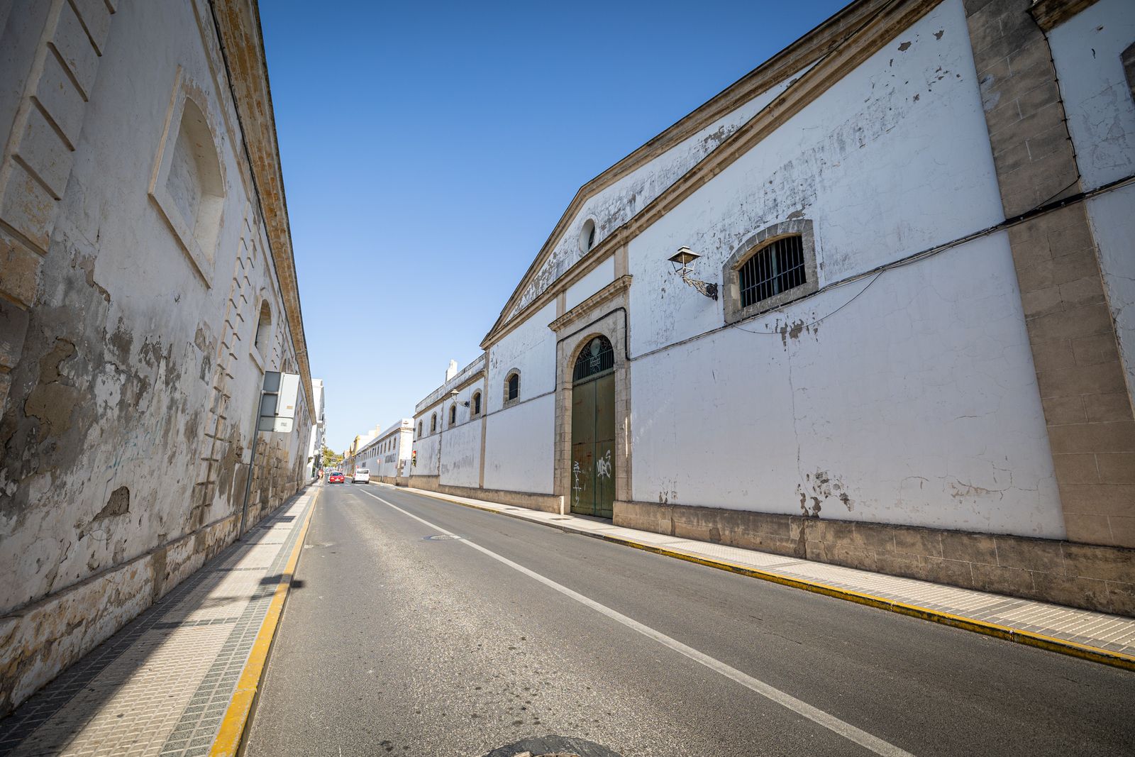 Una imagen de la calle Valdés, en el Campo de Guía.