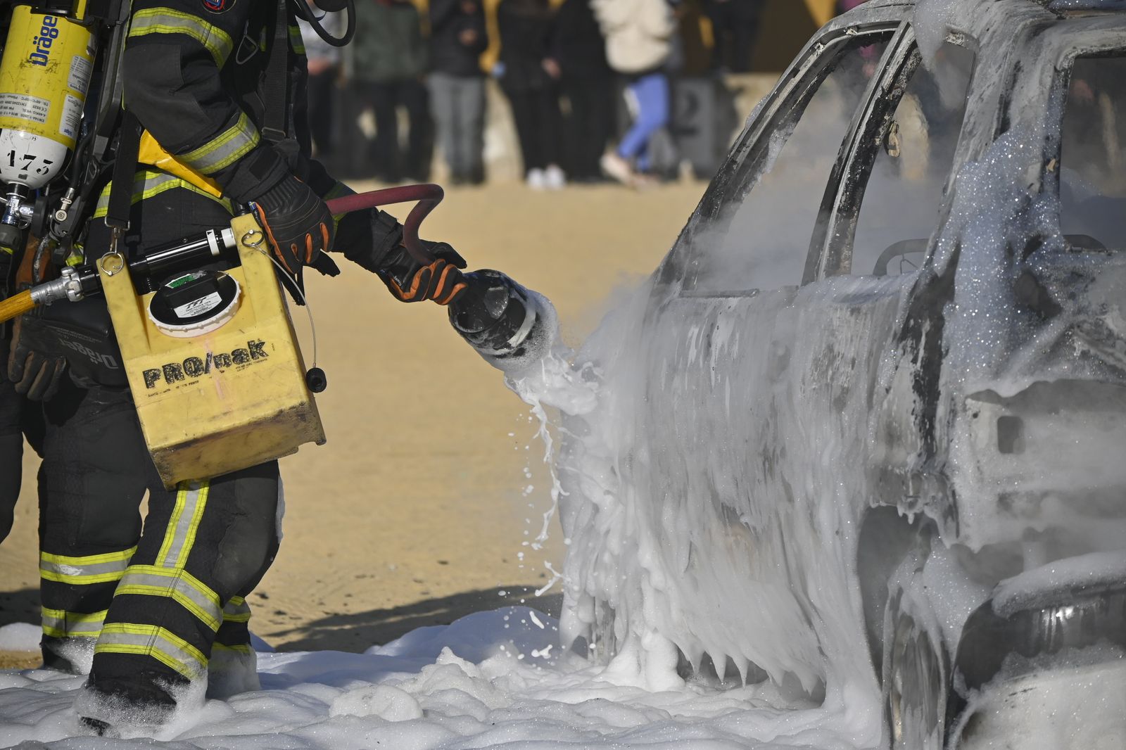 Imágenes del simulacro de incendio en el Funcadia
