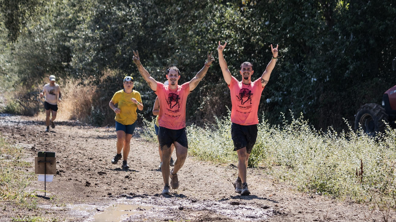 Búscate en la Carrera del Barro de La Barca de la Florida 2024