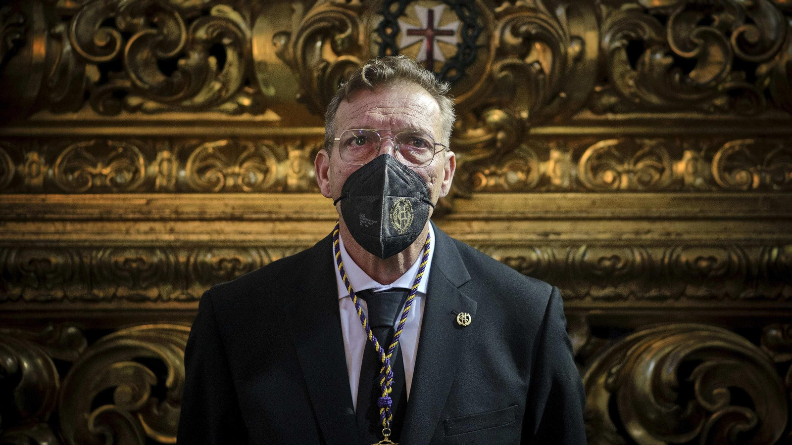 Sanidad suspende su salida procesional, los hermanos de la cofradía realizan estación de penitencia en el interior de Santa Cruz.