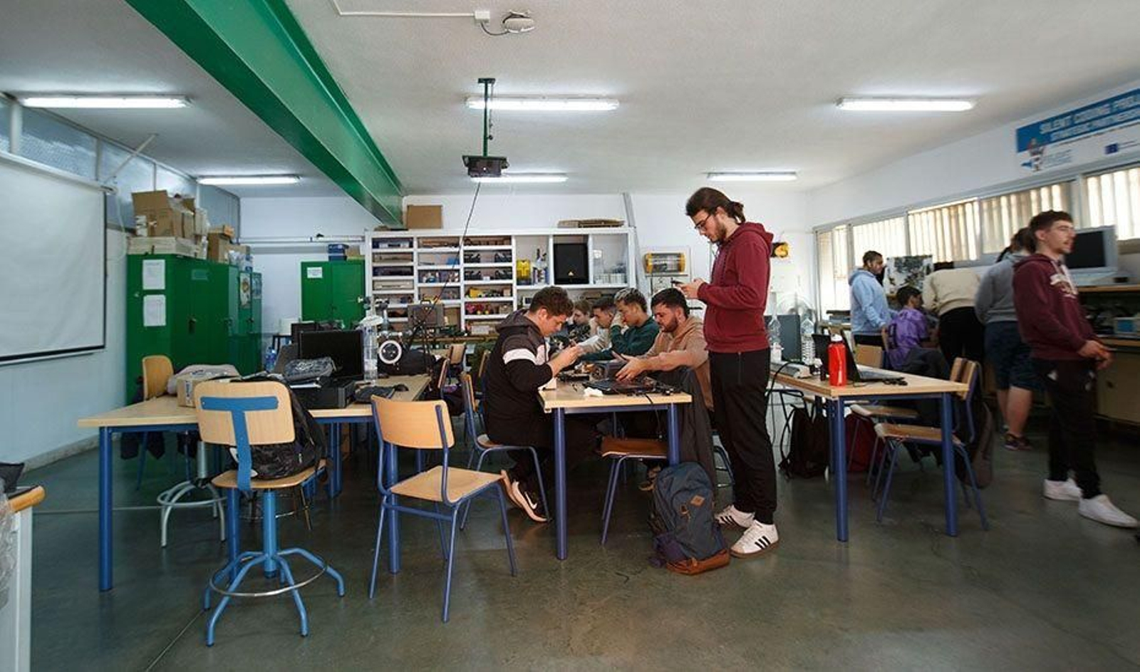 Alumnos en un aula de una Formación Profesional impartida en Andalucía.