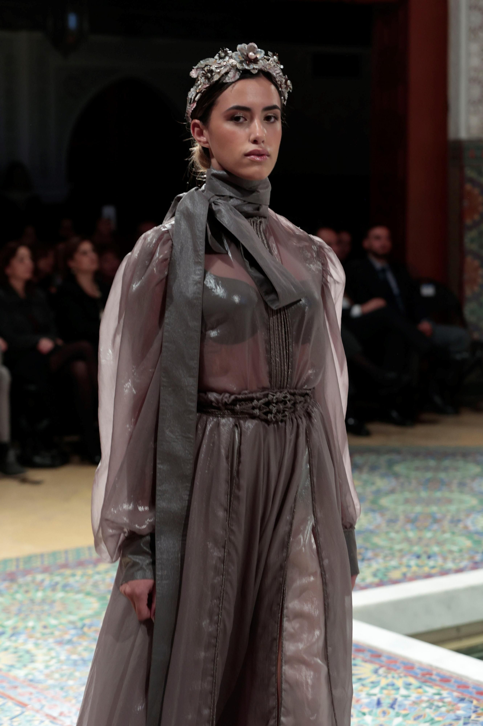 Desfile de Alta Costura en la  Fundacion de Tres Culturas