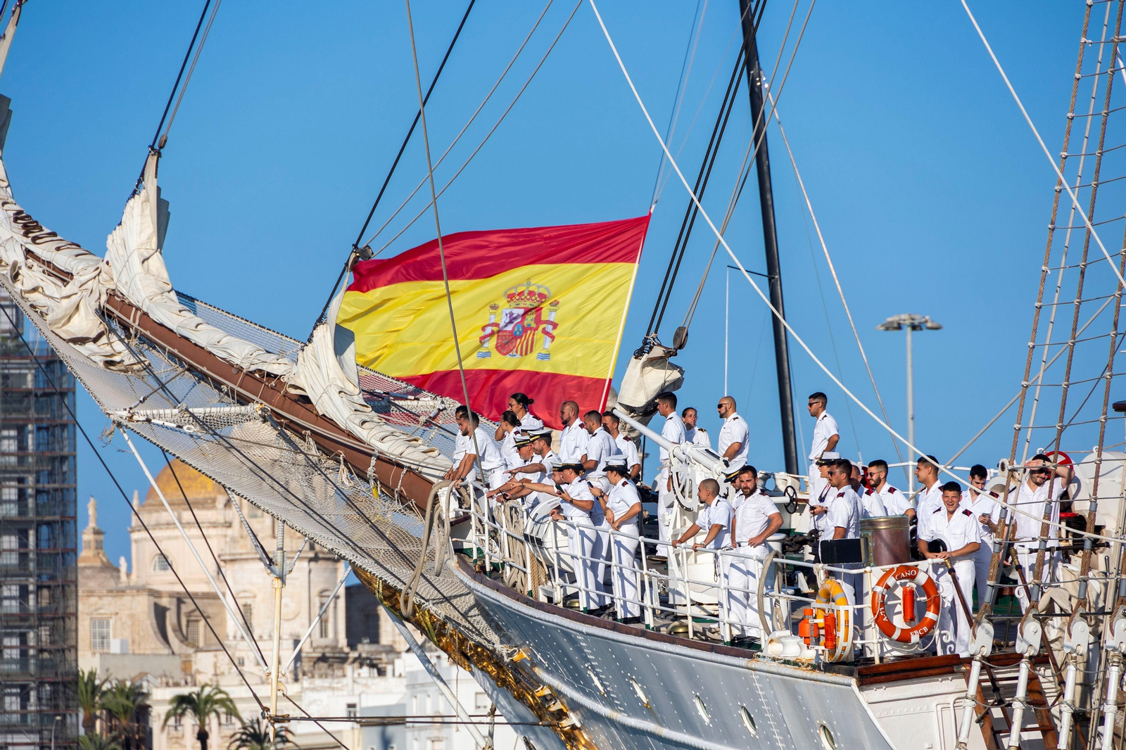 Armada: Las mejores imágenes de la llegada del 'Juan Sebastián de Elcano' a Cádiz Armada: Las mejores imágenes de la llegada del 'Juan Sebastián de Elcano' a Cádiz