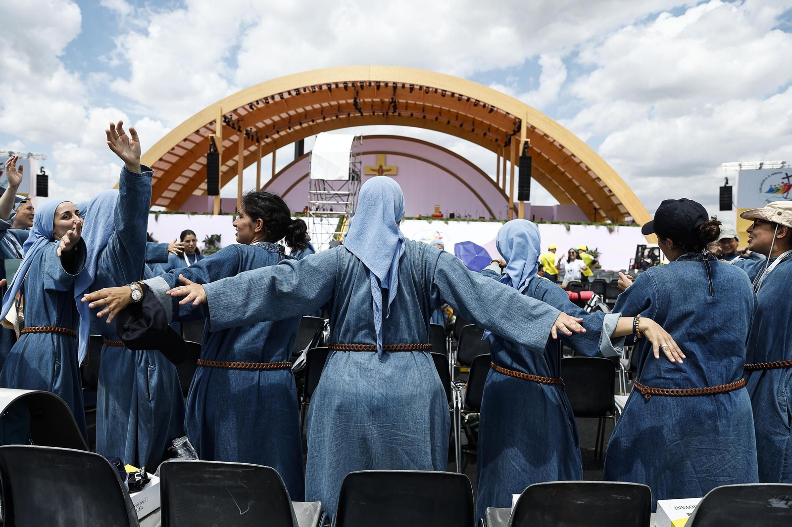 Pope Leo XIV celebrat (14125649).jpg