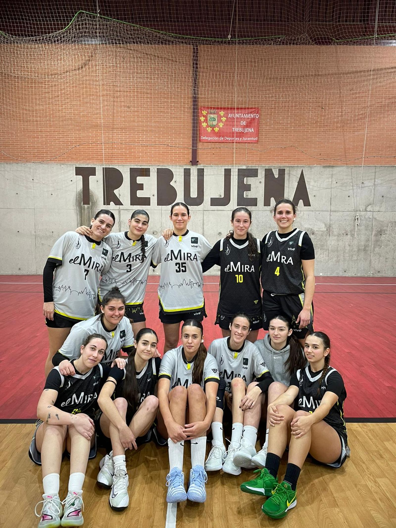 El cuadro femenino disputó la jornada como local en Trebujena.