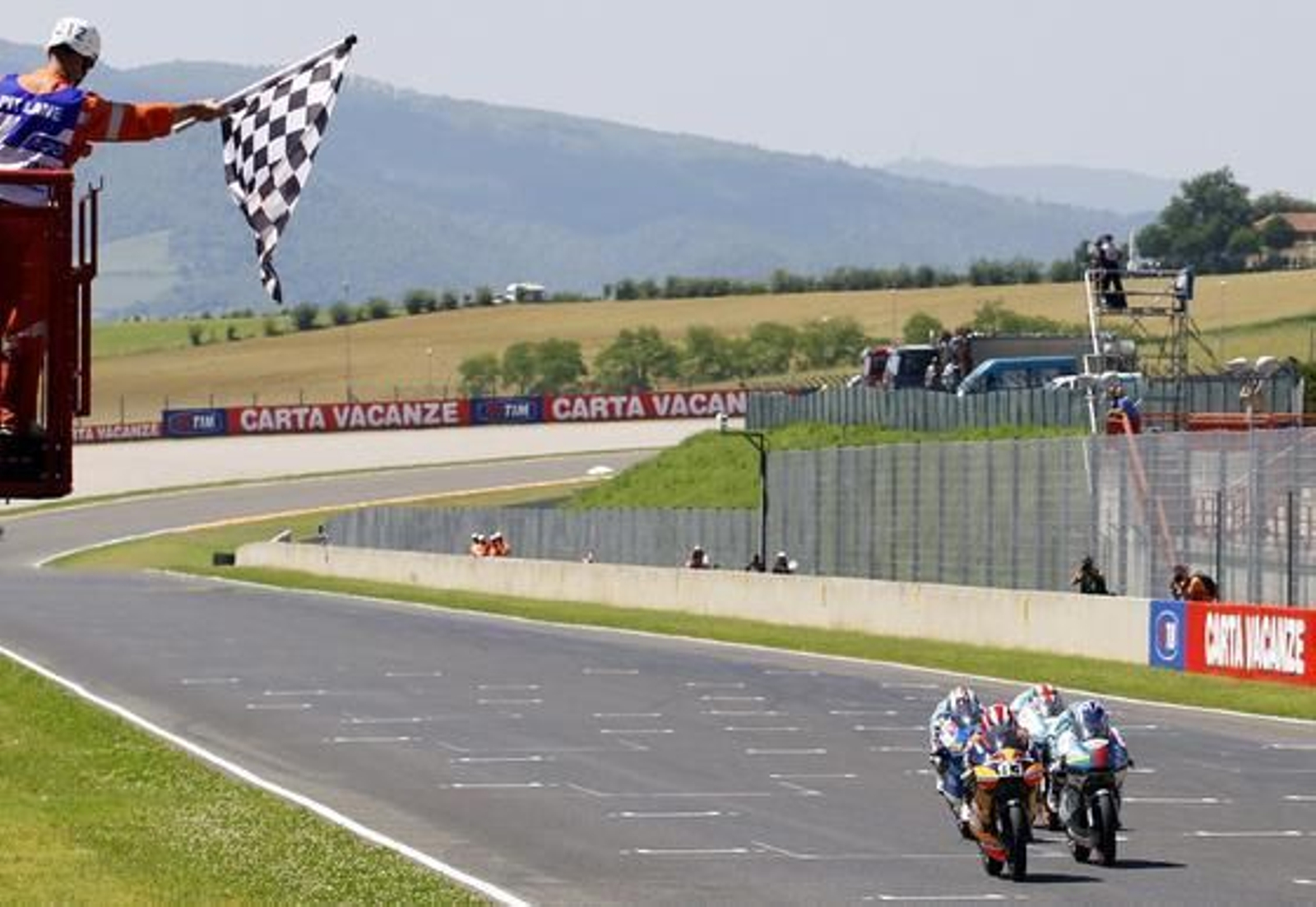 LLegada a meta de 125cc.

Foto: Reuters