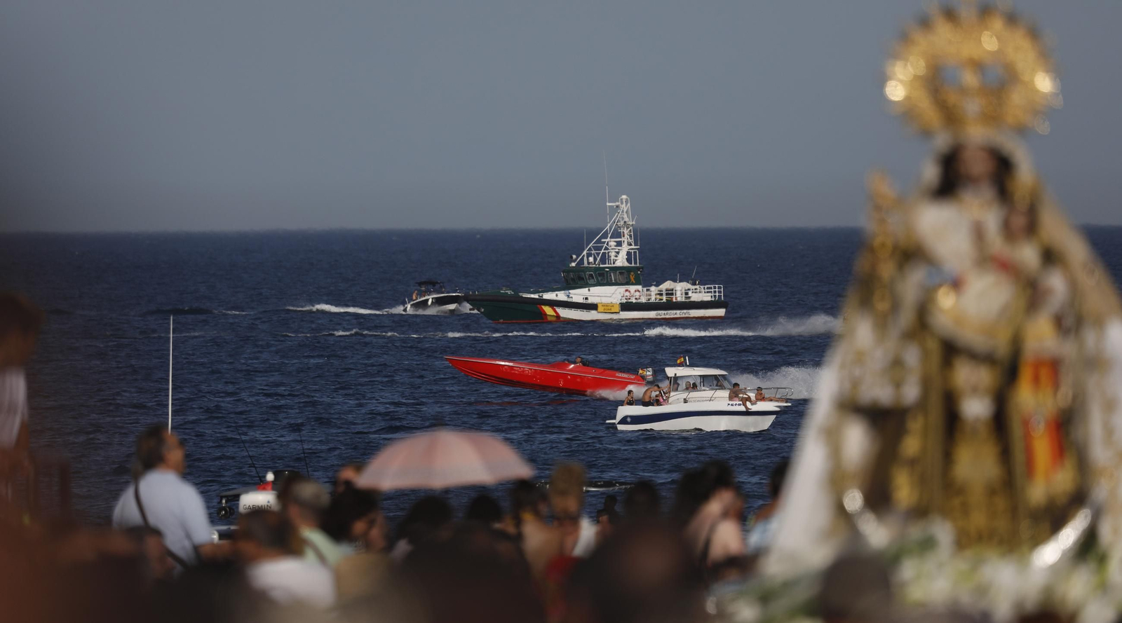 Procesión de la Virgen del Carmen de la iglesia de la Atunara en La Línea