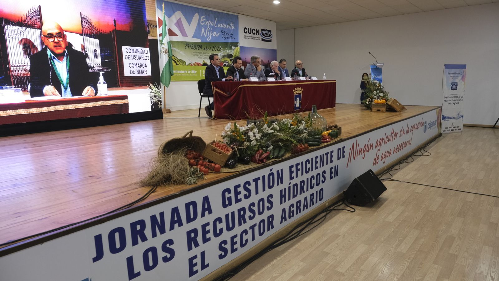 Imágenes de las jornadas de la CUCN sobre el agua en la Expolevante de Níjar.