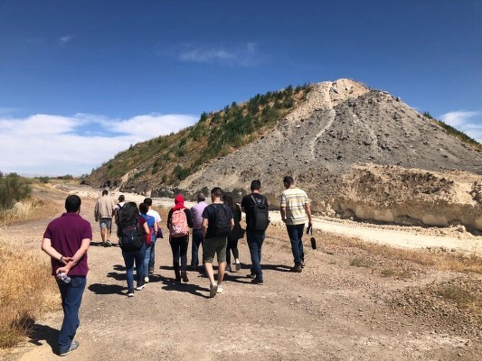 Alumnado en las instalaciones de Belmez.
