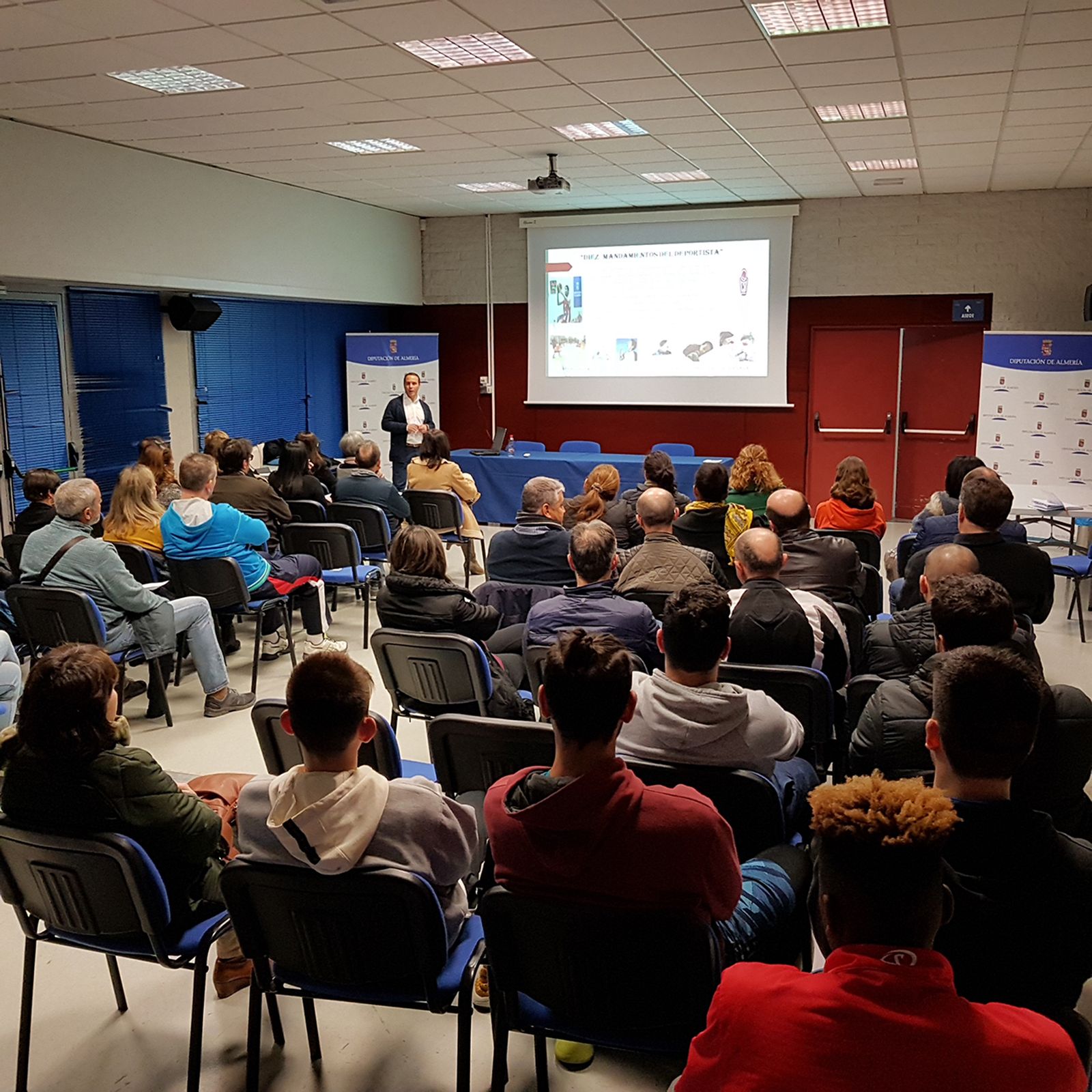 Charlas médicas del CB Almería