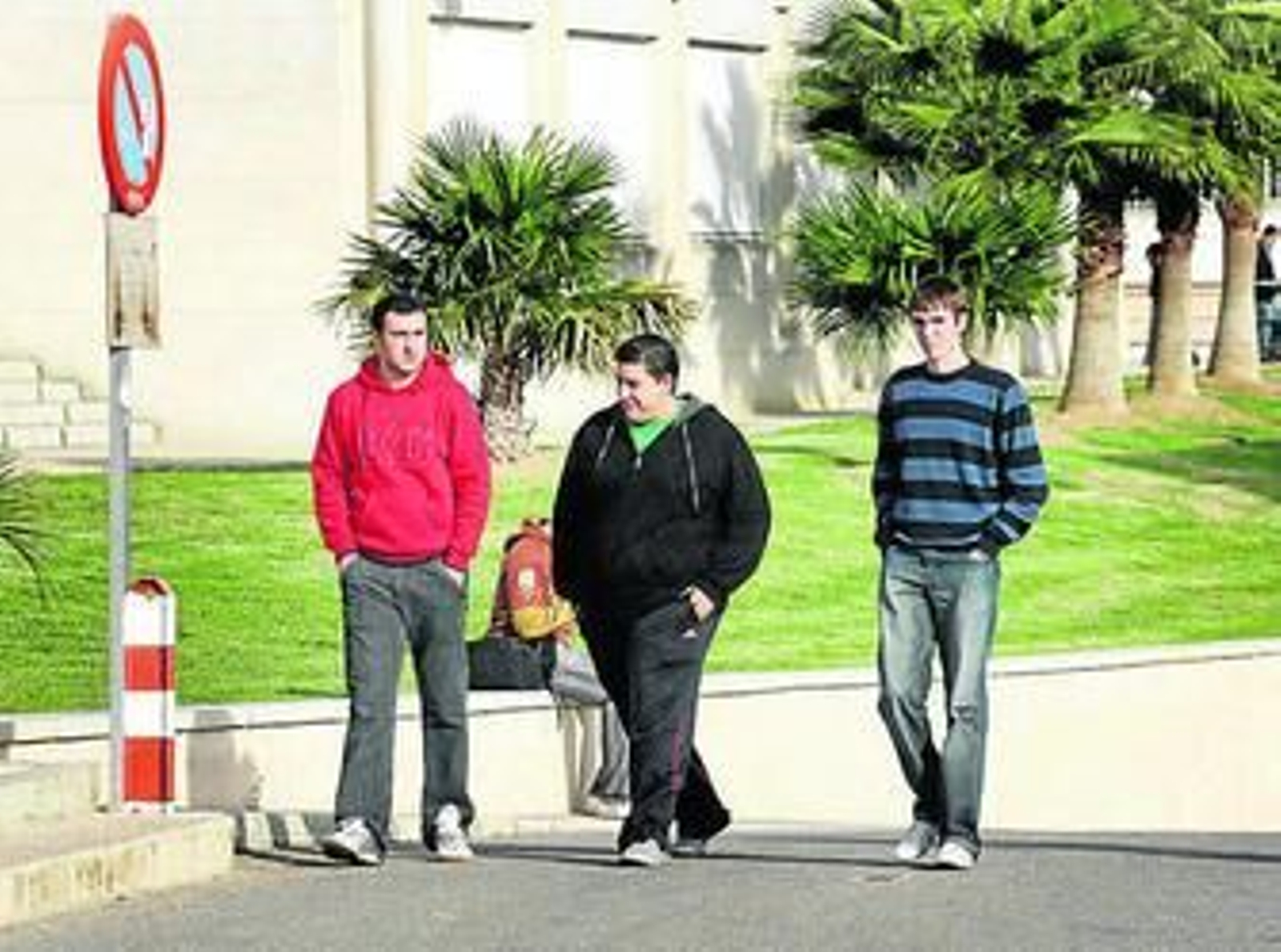 Alumnos de la UCO, en el Campus de Rabanales.