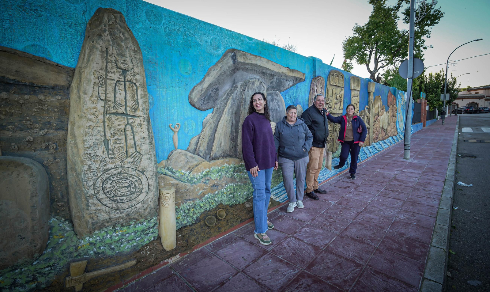 Imágenes de los vecinos de Mesas de Asta en los terrenos de Asta Regia