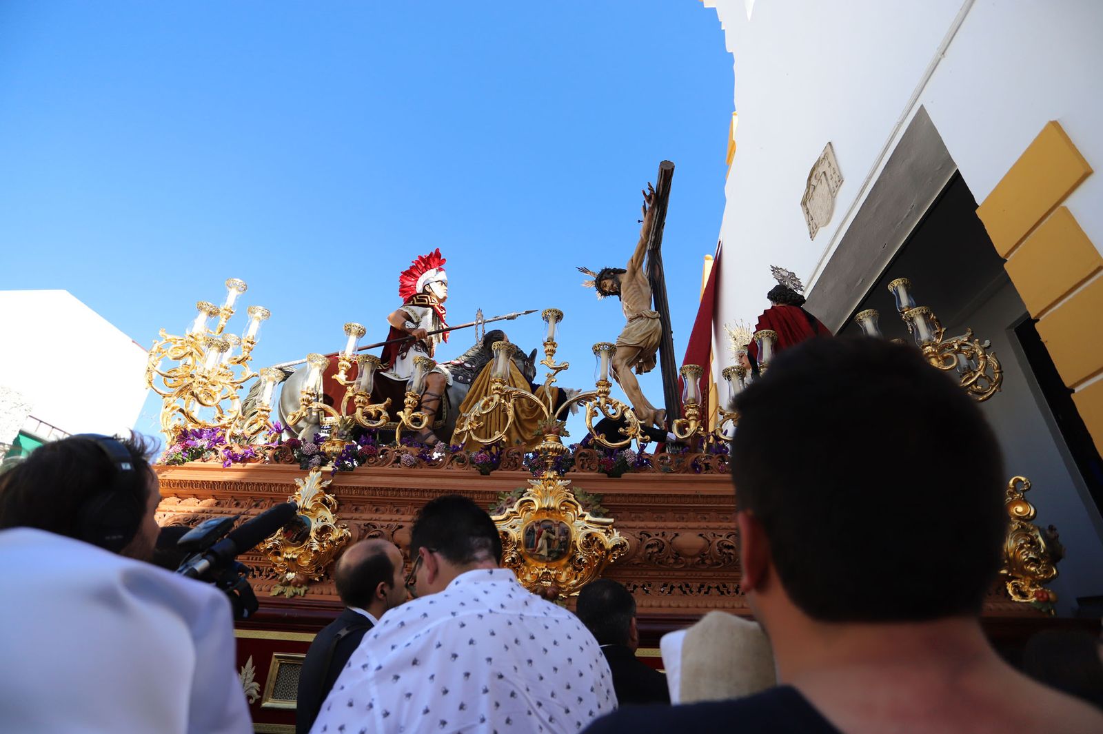 Imágenes de la procesión de la hermandad de la Lanzada de Huelva