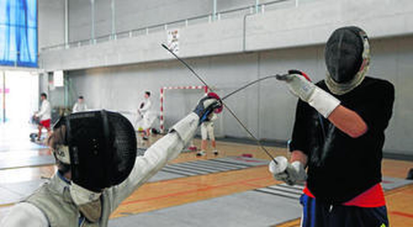 El Campus Internacional se celebra en las instalaciones del Pabellón de El Toyo-Retamar y cuenta con 70 jóvenes tiradores.