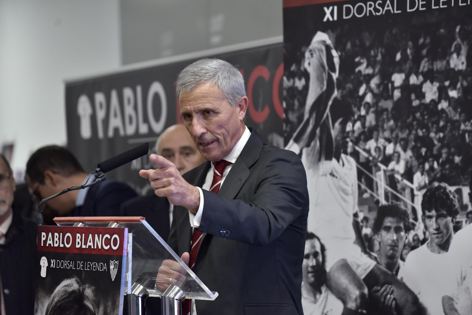 Las imágenes de la entrega del Dorsal del Leyenda a Pablo Blanco