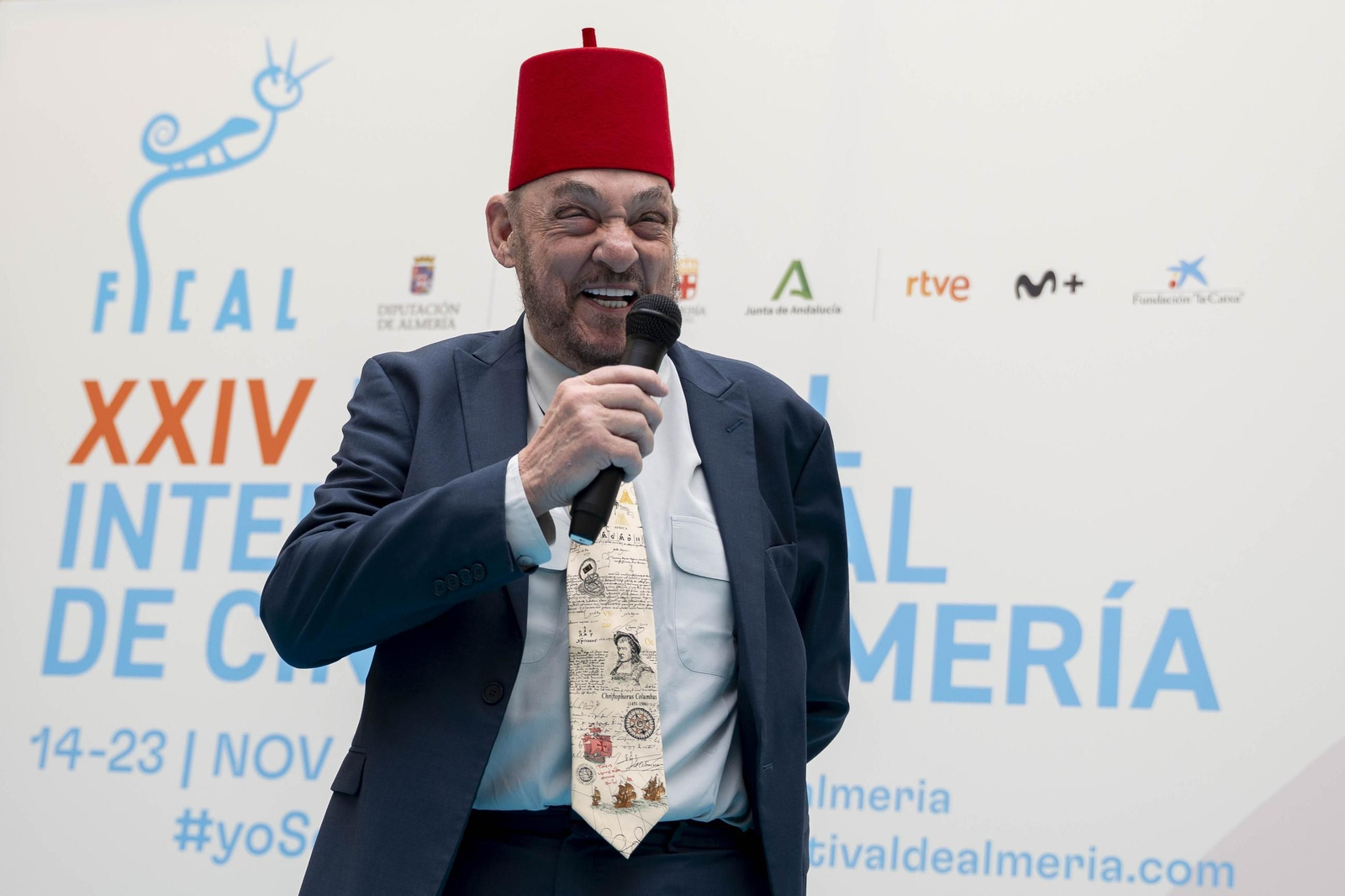 La estrella a JOHN RHYS-DAVIES luce en el paseo de la fama de Almería