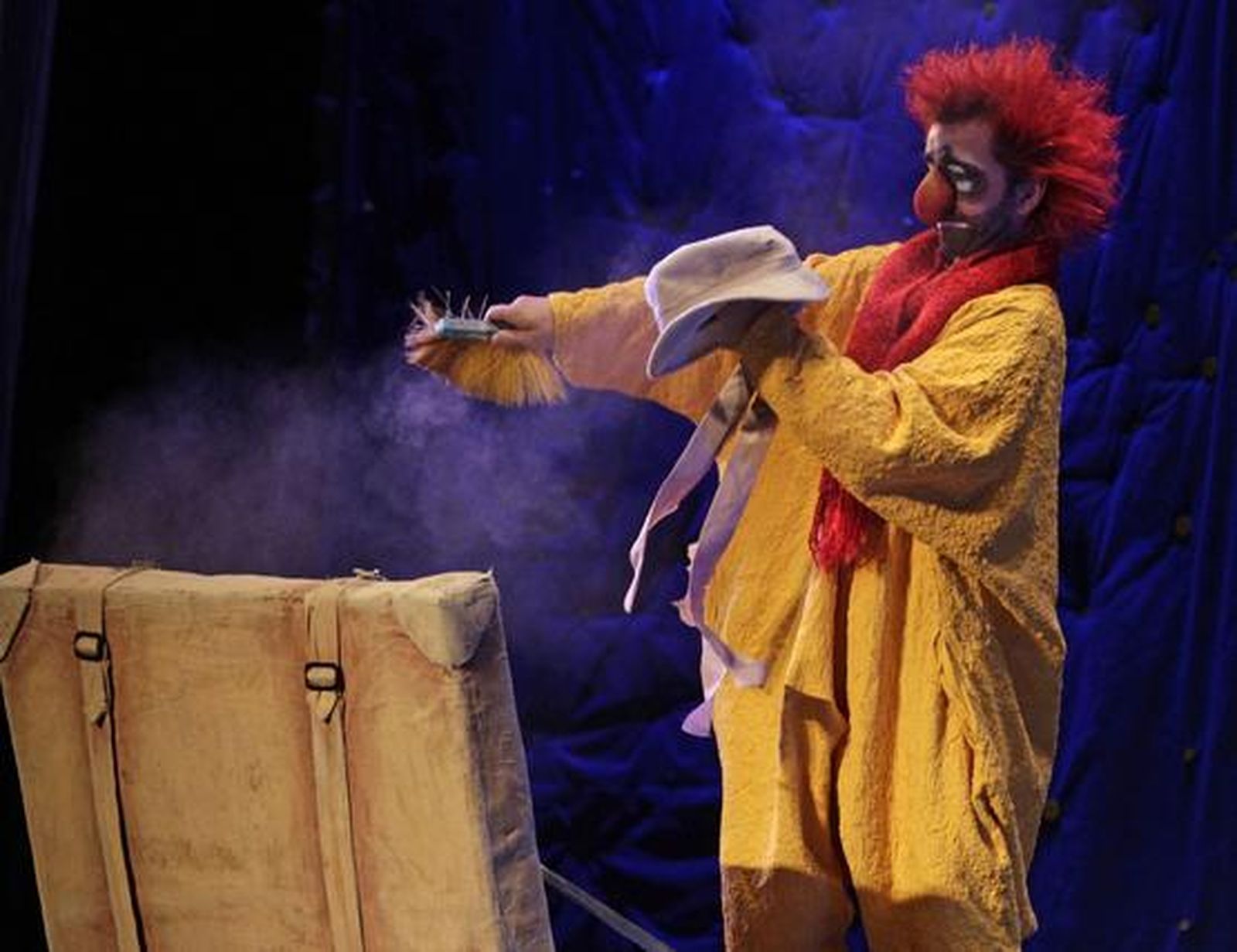 Una imagen de 'Slava's Snowshow', de la compañía de Slava Polunin. / Antonio Pizarro