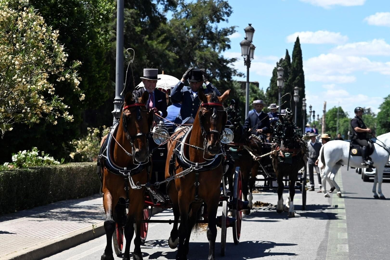 La exhibición de carruajes de caballos en la Feria de Córdoba, en imágenes