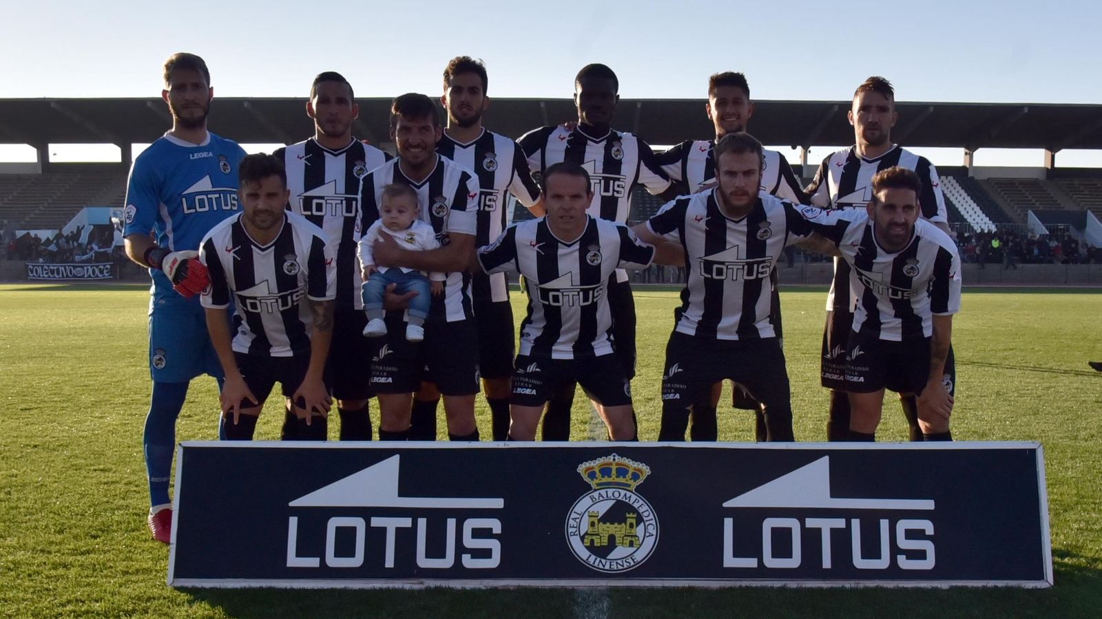 Una formación del mes de diciembre de la Balona en la campaña 2018-19