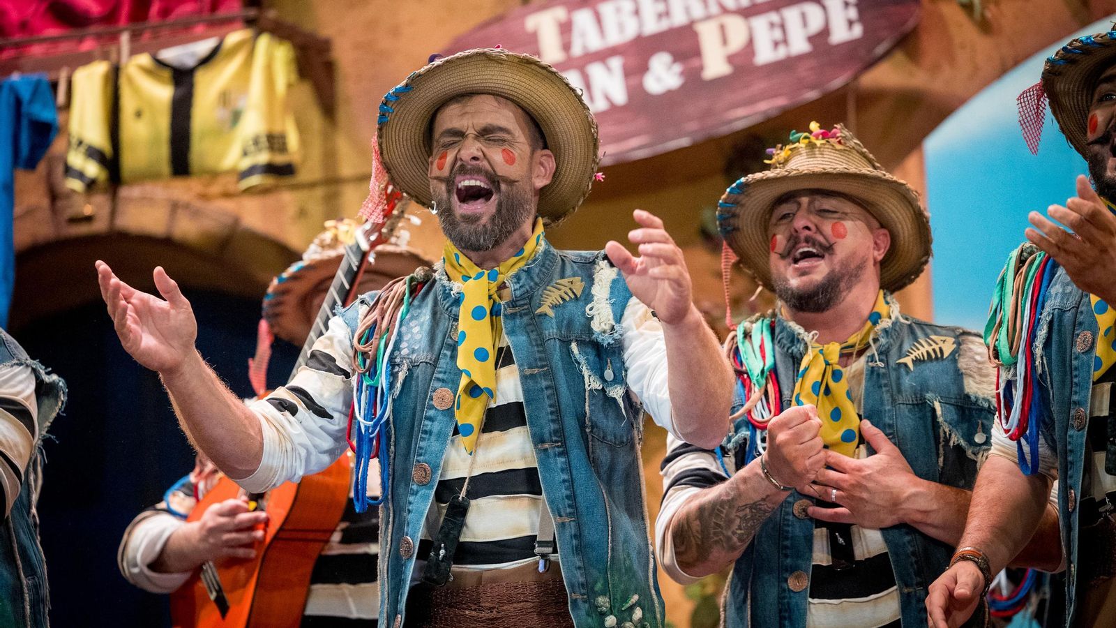 Búscate entre las mejores imágenes de la séptima sesión de cuartos de final del COAC 2025